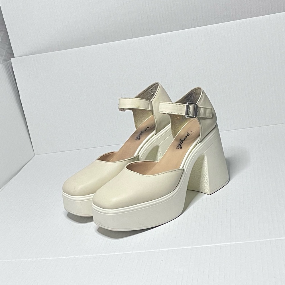 Free People Beige Platform Mary Jane Heels - Picture 5 of 15